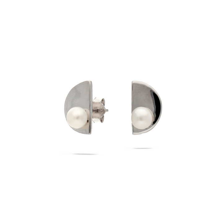Moon On Rest Earrings