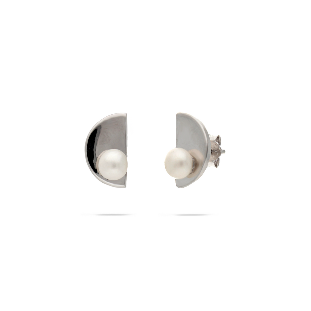 Moon On Rest Earrings